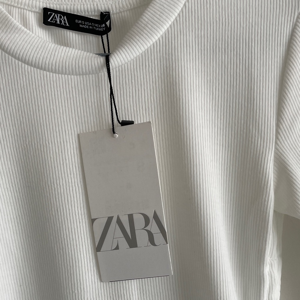 Sold  ZARA RIBBED GATHER DETAIL TOP - Picture 9 of 12